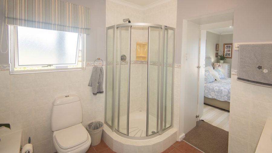 5 Bedroom Property for Sale in Hersham Western Cape